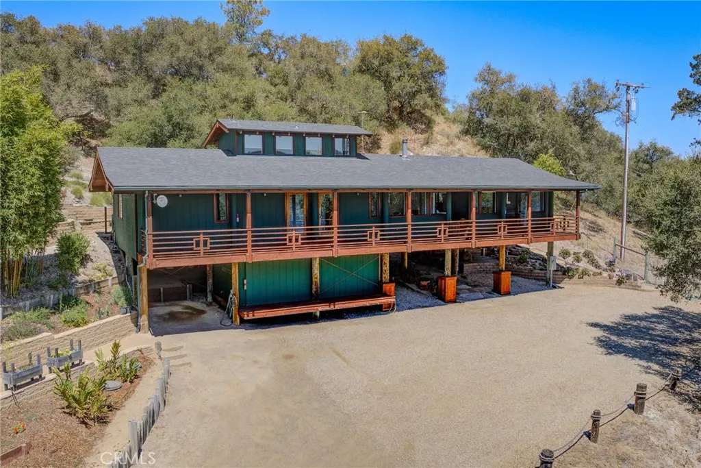 1615 Bee Canyon Rd