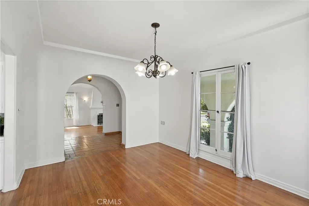 438 N Martel Avenue, Los Angeles, California 90036 — photo 5