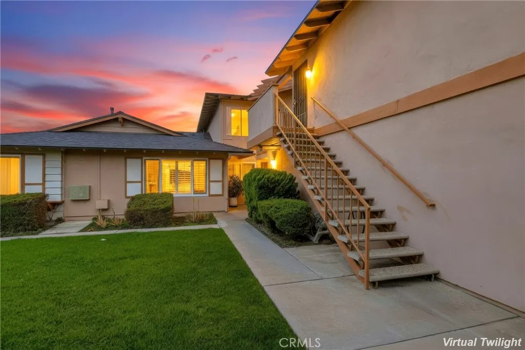 5571 Reno Cir