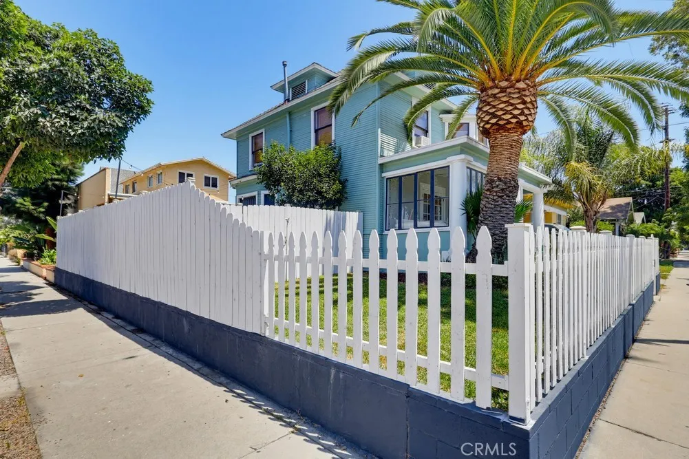 551 W 8th Street, Long Beach, California 90813 — photo 4