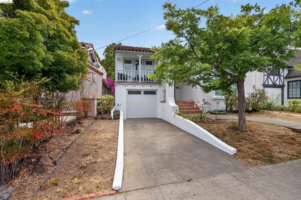 3996 Oakmore Rd, Oakland, California 94602 — photo 4