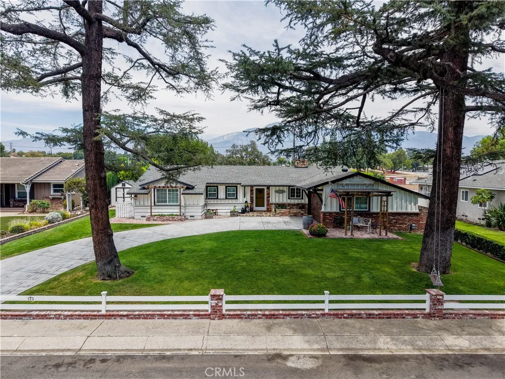 133 E Deodar St.