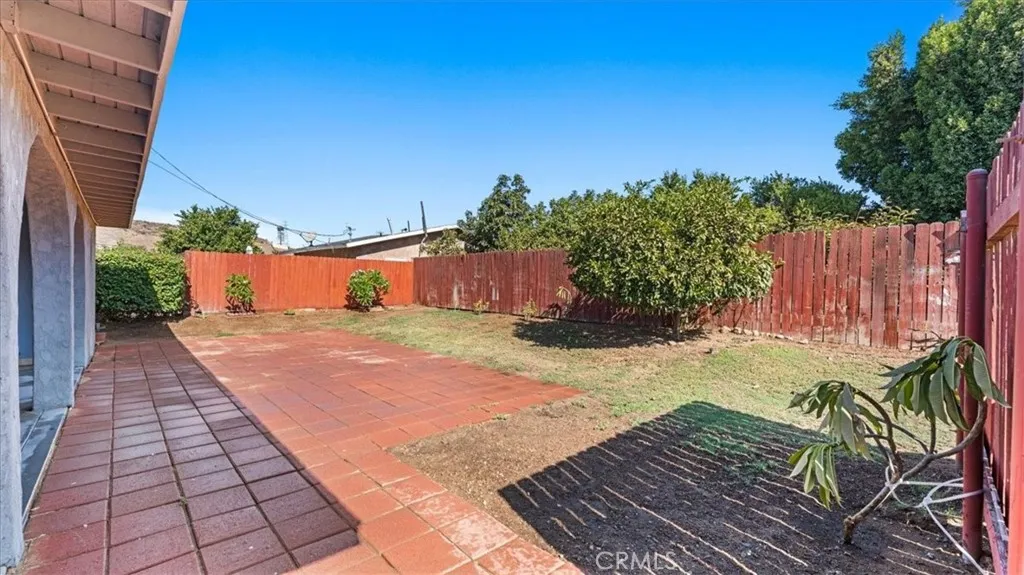 BACKYARD TO SFR