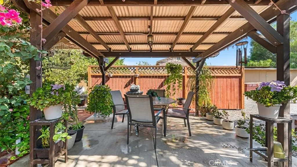 PATIO TO 2ND UNIT
