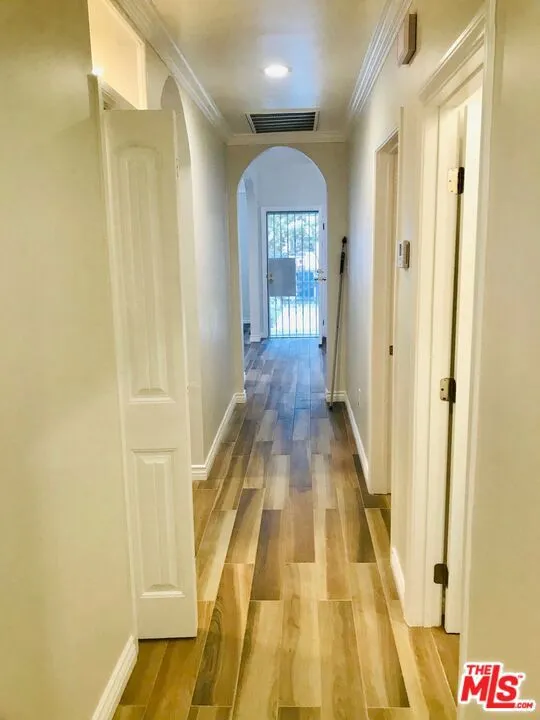 304 W Hillcrest Boulevard, Inglewood, California 90301 — photo 5