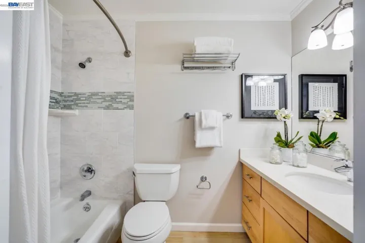 1458 Hudson Street 107, Redwood City, California 94523 — photo 5