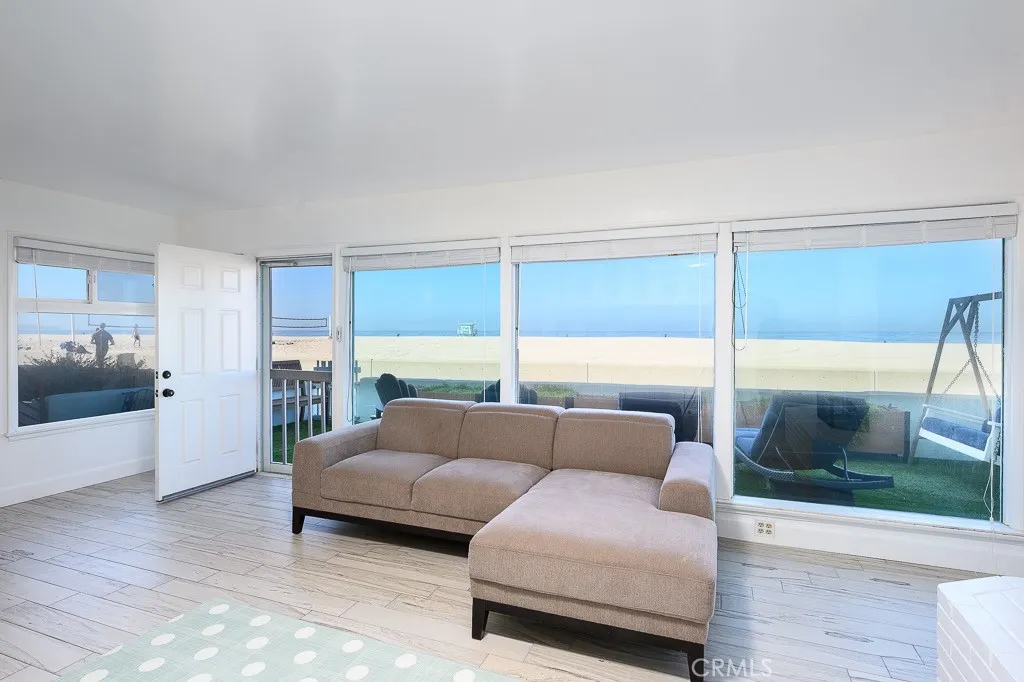 528 The Strand, Hermosa Beach, California 90254 — photo 5