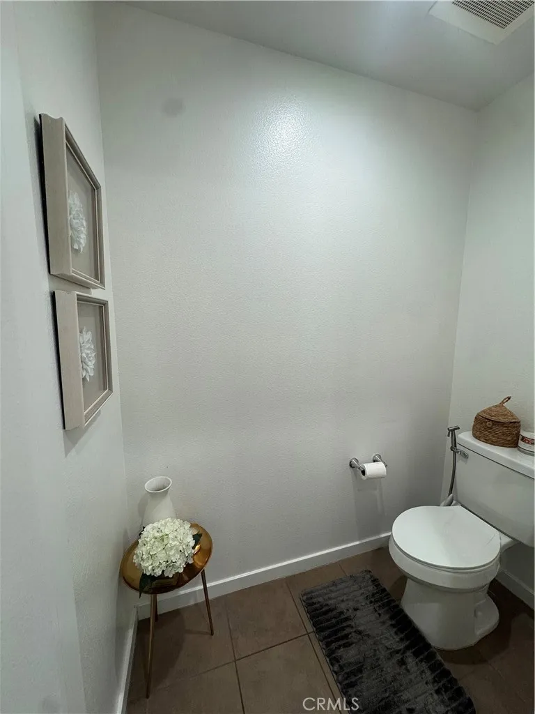 Primary bath Toilet