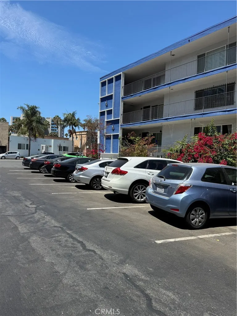 801 E 1st Street 10, Long Beach, California 90802 — photo 5