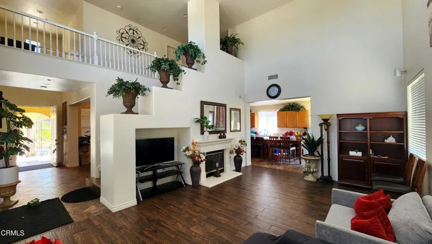 1361 Domingo Place, Oxnard, California 93030 — photo 5