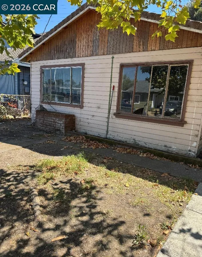 520 Harrison Drive, Richmond, California 94806-1726 — photo 4