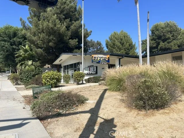 1500 N Gilbert