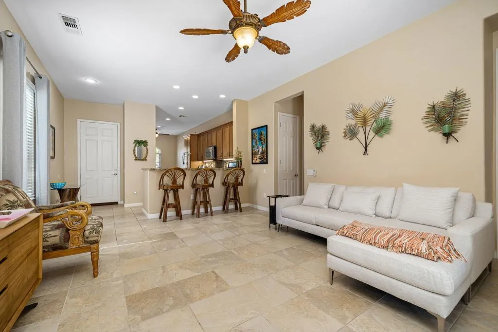 27-web-or-mls-hgpAULA_OPMG_0826_027