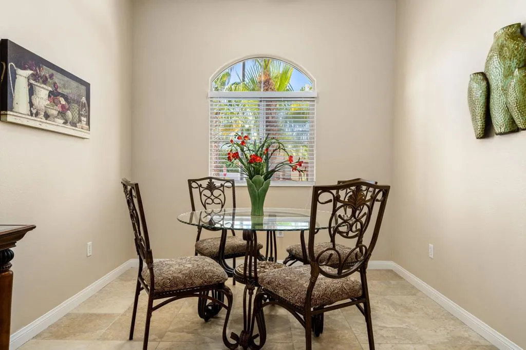 22-web-or-mls-hgpAULA_OPMG_0826_022
