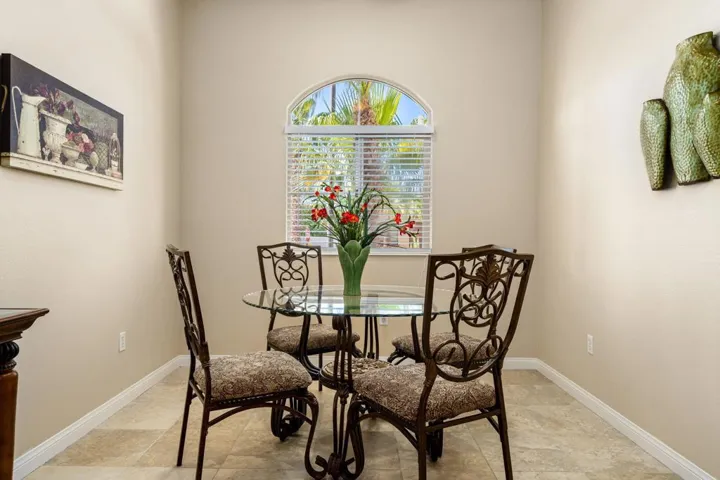 22-web-or-mls-hgpAULA_OPMG_0826_022
