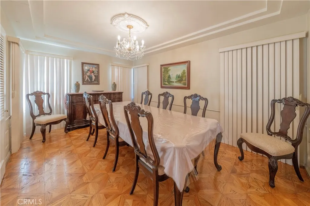 516 N Crescent Heights, Los Angeles, California 90048 — photo 4