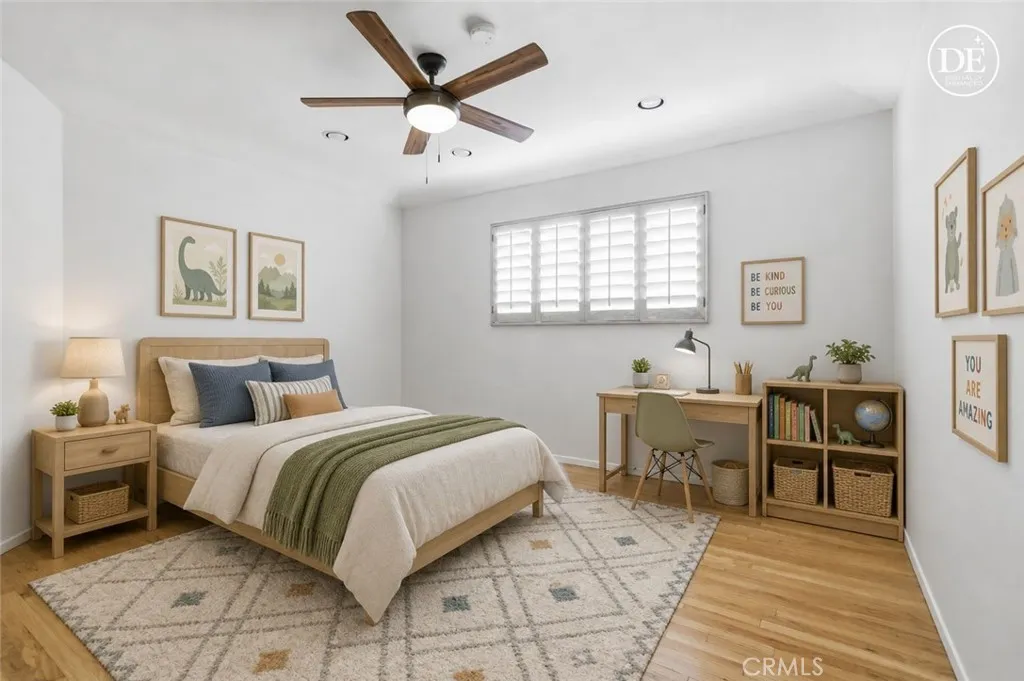 Virtually staged bedroom
no 3