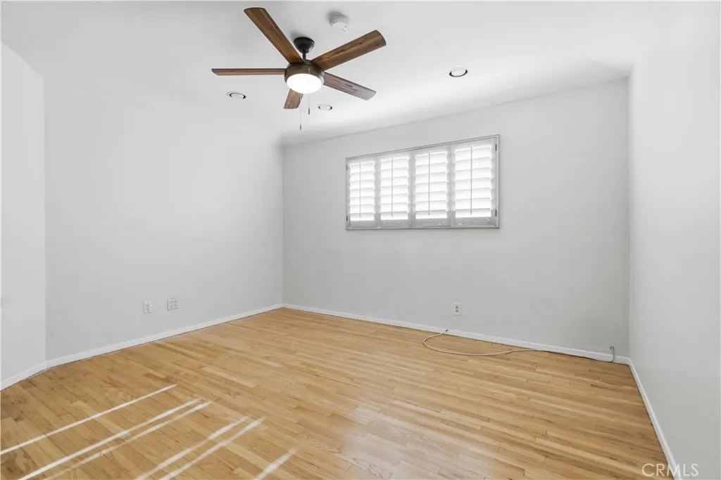 bedroom no.3