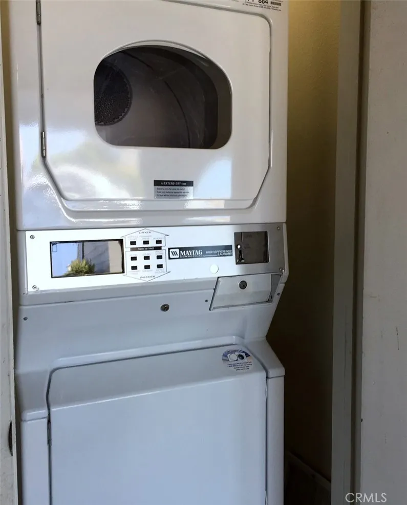 Shared washer/dryer in garage