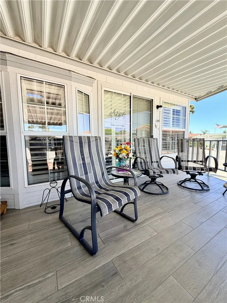 1295 S Cawston Avenue 327, Hemet, California 92545 — photo 4