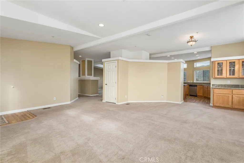 Living Room/Dining Room