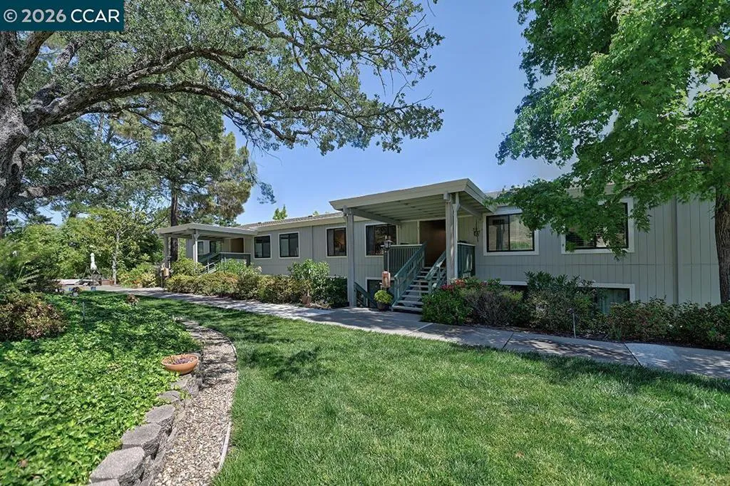 1332 Singingwood Ct