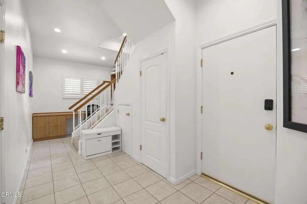 7-web-or-mls-Upmarketmedia_2125Pir-21