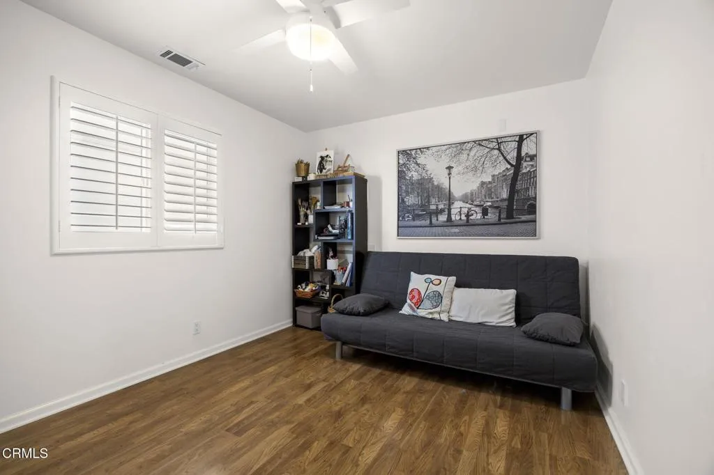 27-web-or-mls-Upmarketmedia_2125Pir-81