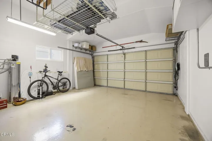 35-web-or-mls-Upmarketmedia_2125Pir-111