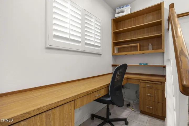 30-web-or-mls-Upmarketmedia_2125Pir-90