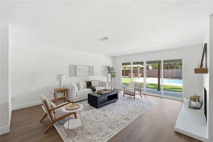958 Fairway, Bakersfield, California 93309 — photo 4