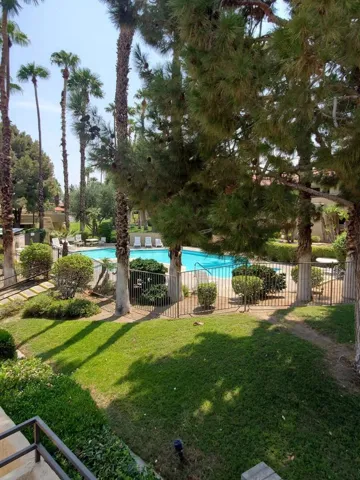 condo 200 pool 1