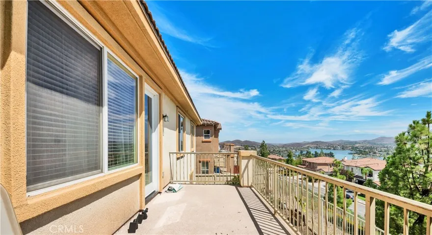 Balcony Lake View