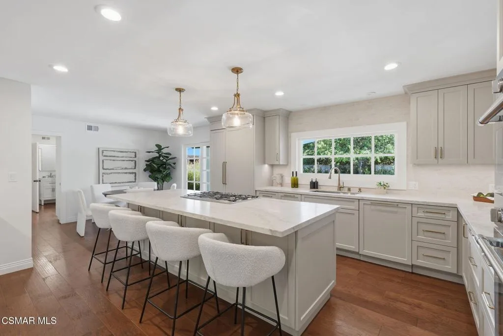 18-web-or-mls-280CummingsRdStills_005