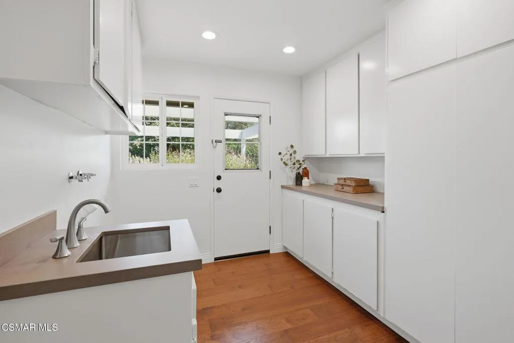 50-web-or-mls-280CummingsRdStills_018