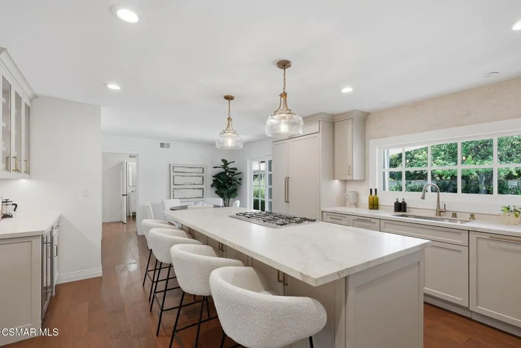 13-web-or-mls-280CummingsRdStills_006