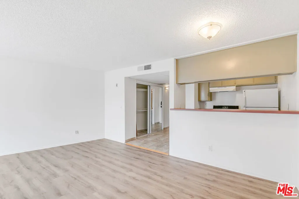 3600 Bagley Avenue 112, Los Angeles, California 90034 — photo 5