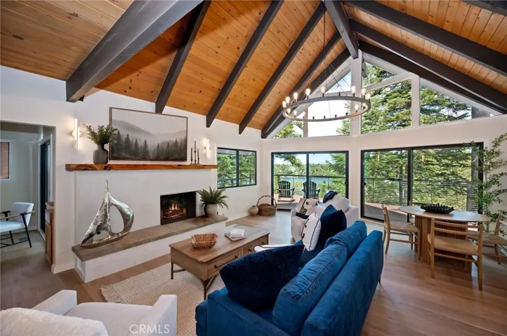 Living Room 
Virtually Staged (Frame and plants)