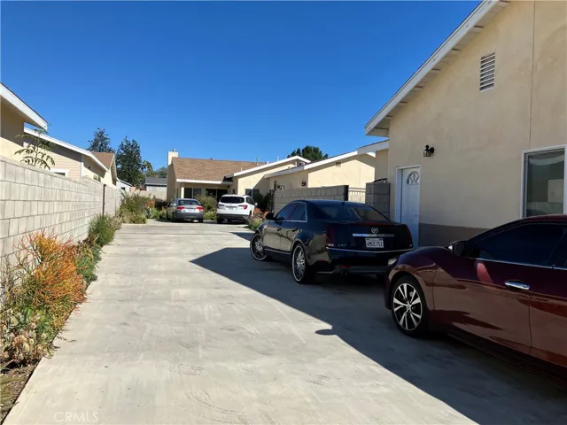 17548 Court Street, Fontana, California 92336 — photo 4