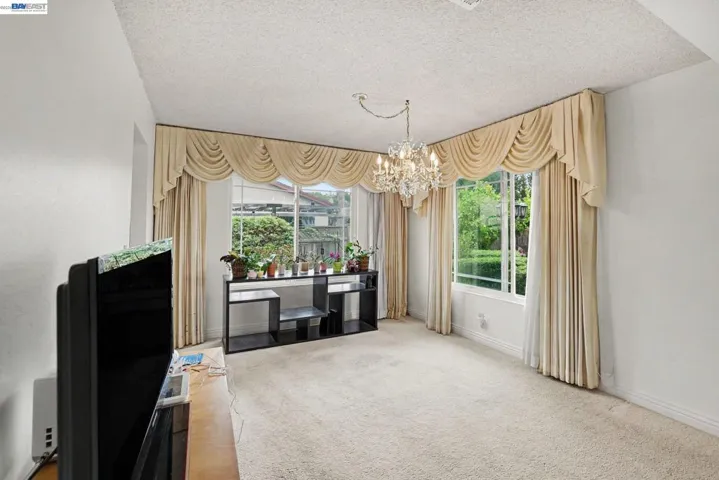 127 Catalpa Ct, Hercules, California 94547-1507 — photo 4