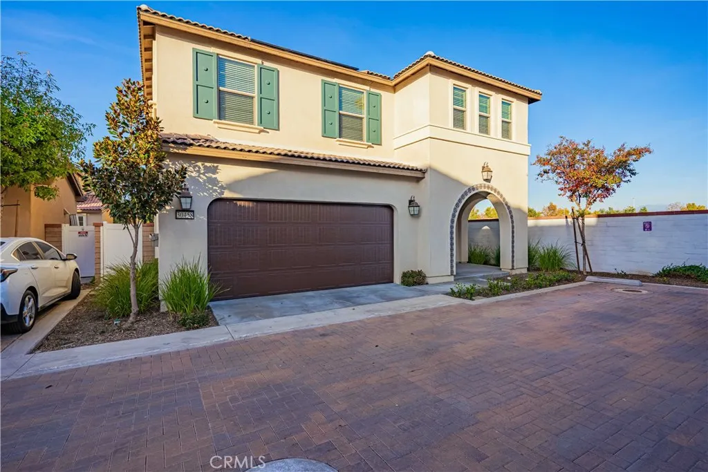 30458 Village Knoll Dr