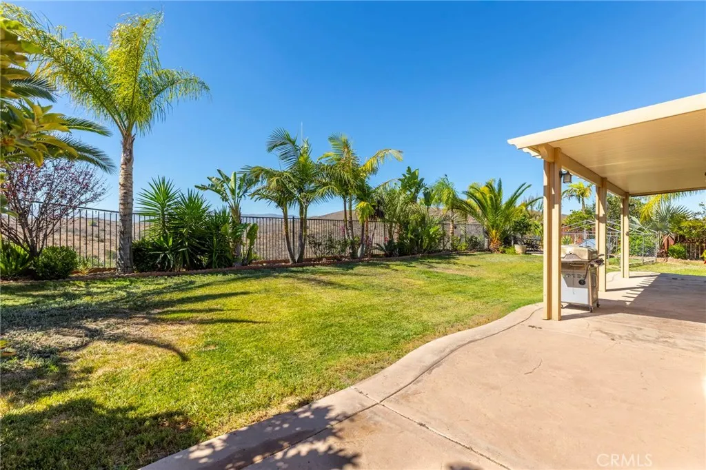 17133 Spring Canyon Place, Riverside, California 92503 — photo 4