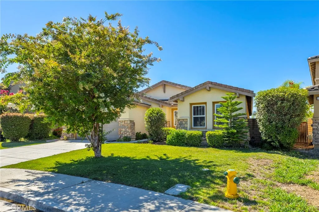 17133 Spring Canyon Place, Riverside, California 92503 — photo 5