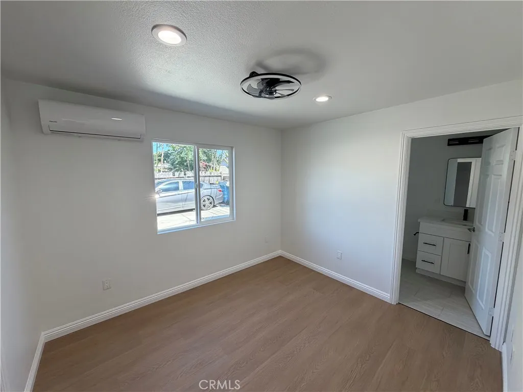 424 Poplar, Compton, California 90220 — photo 5