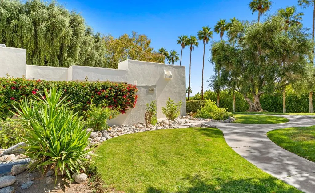 48680desertflowerdr-13