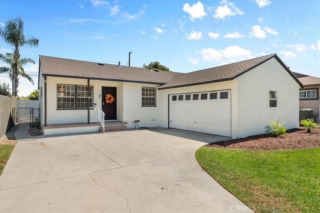 806 Sunkist Ave