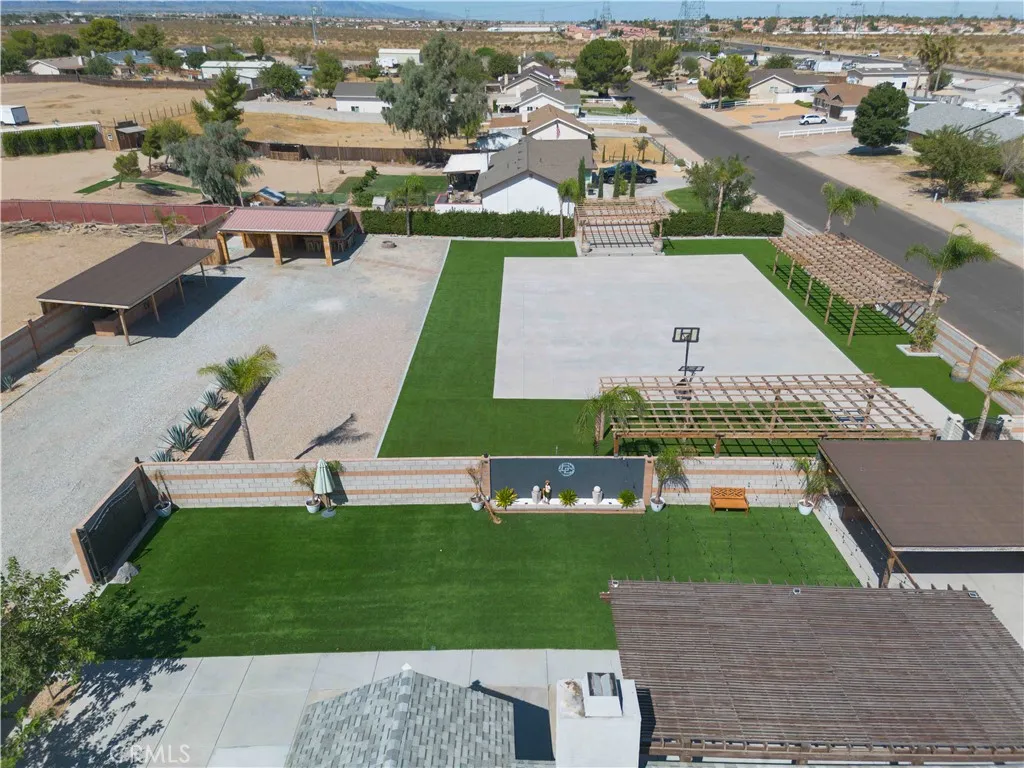 12040 Jade, Victorville, California 92392 — photo 4