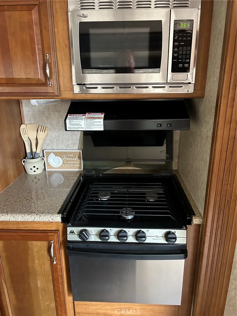 233 Surf Street 19, Morro Bay, California 93442 — photo 4