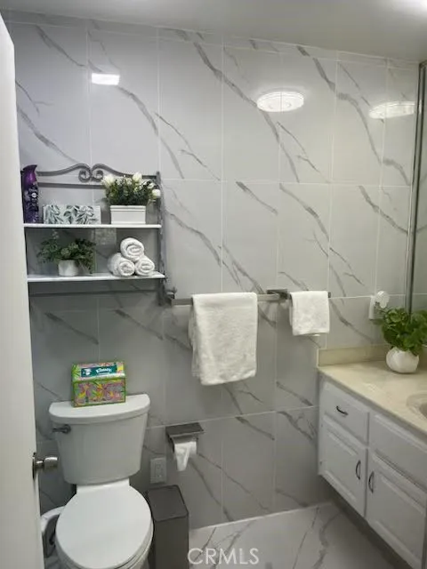 2734 Grove, La Verne, California 91750 — photo 5