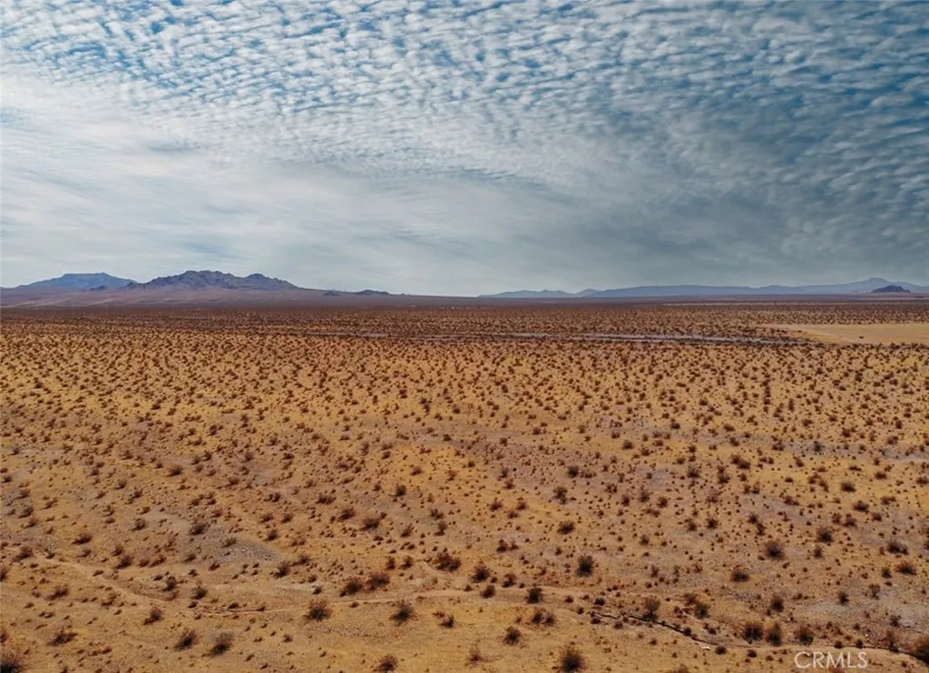 0 Haynes, Lucerne Valley, California 92356 — photo 5